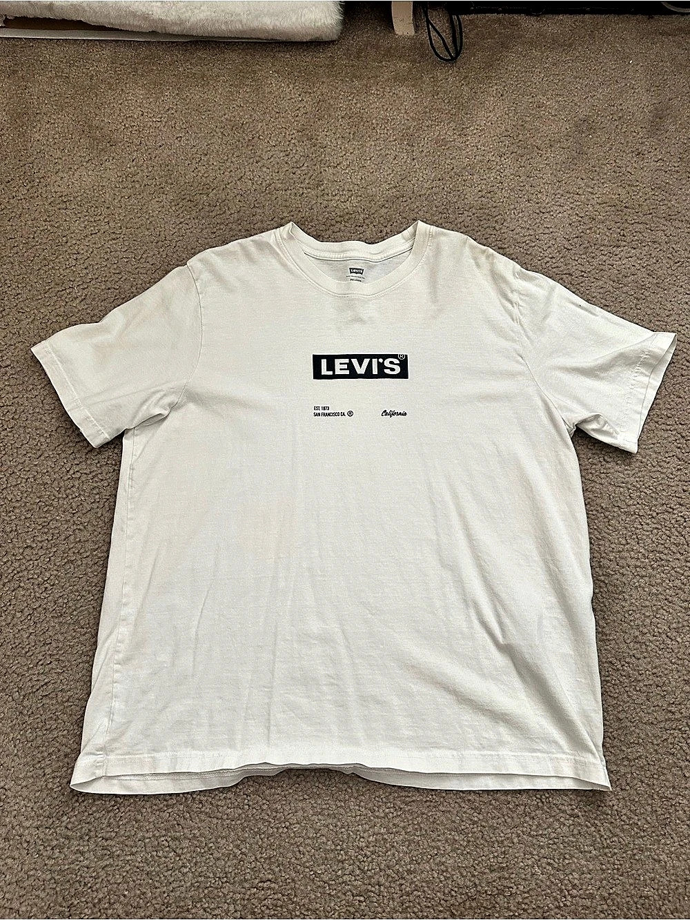 Levi's Relaxed Fit Graphic T-Shirt White Large